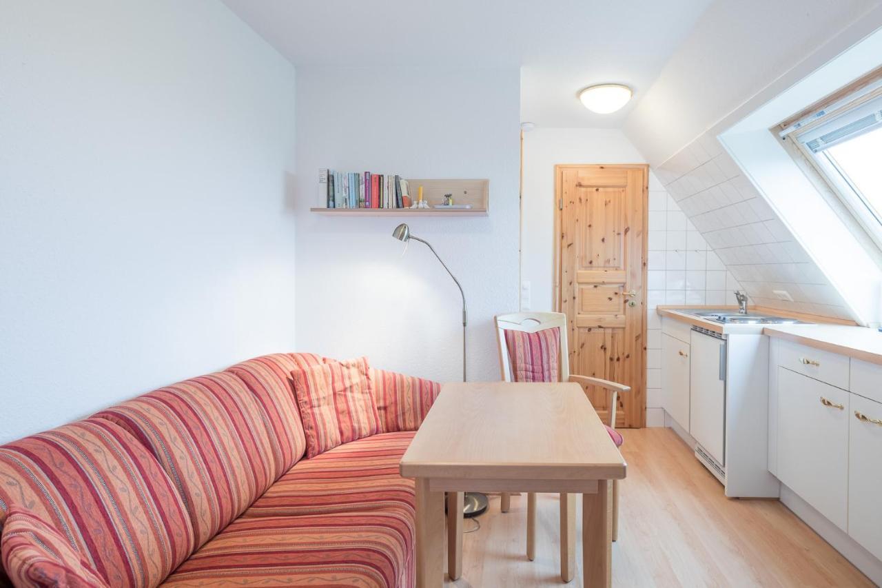 Direkt Am Deich - Ferienwohnung Oland Im Gaestehaus Am Badedeich Dagebüll Kültér fotó